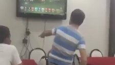 At Yarışı İzlerken Kendinden Geçmek