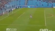 Vakit Geçirmeye Çalışan Kalecinin Dramı