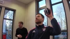 Xabi Alonso'nun basketbol keyfi