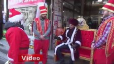 Noel Baba’ya Kelime-i Şehadet Getirttiler