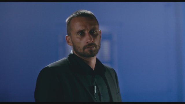 Darmadağın (Disorder) Türkçe Altyazılı Fragman