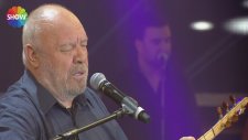 Musa Eroğlu - Candan İleri (Canlı Performans)