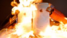 6000 Amper Şiddetinde Elektrik Akımı İphone’a Verilirse Ne Olur?