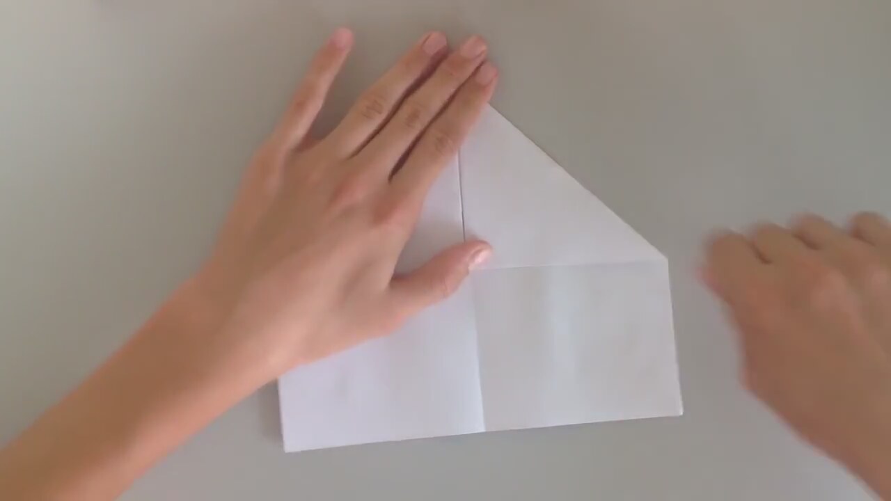 Hamuru bir uçak nasıl yapılır Hamuru bir uçak nasıl yapılır