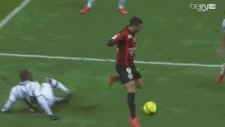 Ben Arfa rakiplerini maymun etti