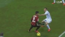 Ben Arfa rakiplerini maymun etti