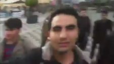 Sokakta Kalan Uğur'a Yardım Yapılması