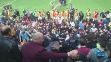 Hasan Şaş'ın Tribünlerdeki Kavgası