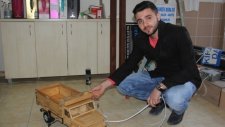 Çin mallarına inat Ahşaptan Oyuncak Kamyonet Yaptı