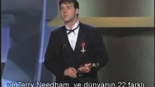 Russell Crowe - Oscar Ödülü Konuşması (2001 - Altyazılı)