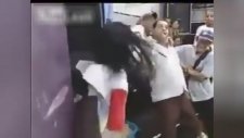 Kuklaya Tahammülü Olmayan Adam