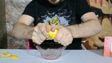 En Kolay Ve En İlginç Limon Sıkma Yöntemi / Pratikbilgiler