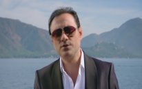 Ayhan Aşan - Leyla