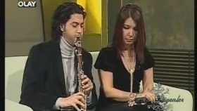 Feryal Öney - Sarı Yazma Feryal Öney - Sarı Yazma