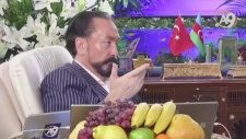 Münafıklar Zayıf Gördükleri Aşağılık Kompleksi İçinde Olan Kişileri Kendi Saflarına Çekmek İsterler