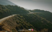 Bir Ay Doğar - Yeşil Deniz Eren Can Vurucu