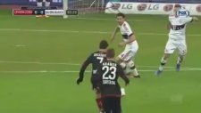 Müller ucuz yırttı!
