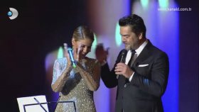 Beyaz Show - Gülben Ergen Beyaz Düeti Bana Ellerini Ver Beyaz Show - Gülben Ergen Beyaz Düeti Bana Ellerini Ver