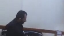 At Yarışı İzlerken Kendinden Geçti