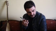 Müşteri Temsilcisi Semra'ya Türkü Söyledi (Hakkari'li Cihan Dinçer)