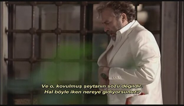 Polis Filminde Haluk Bilginer'in İntihara Teşebbüs Sahnesi