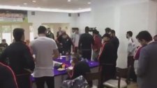 Chedjou, Burak Yılmaz'a böyle veda etti.