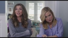 Mother's Day (2016) Fragman