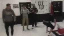 Futbolculardan Kulüp Personeline Yumurtalı Şaka