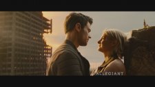 Uyumsuz Serisi: Yandaş Yeni Fragman (2016)