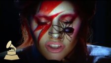 Lady Gaga'dan David Bowie Performansı (Grammy Ödülleri)