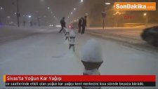 Sivas'ta Başlayan Yoğun Kar Yağışı