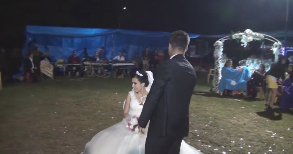 gelin ve damat mukemmel kapisman mp3 gelin ve damat mukemmel kapisman mp3