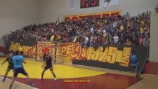 Tribünden Düşen Göztepeli Amigo