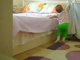 Kolbastı Oynayan 10 Aylık Bebek