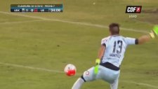 Böyle Kaleci Düşman Başına!