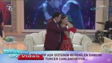 Mahmut Tuncer'den Hint Dansı