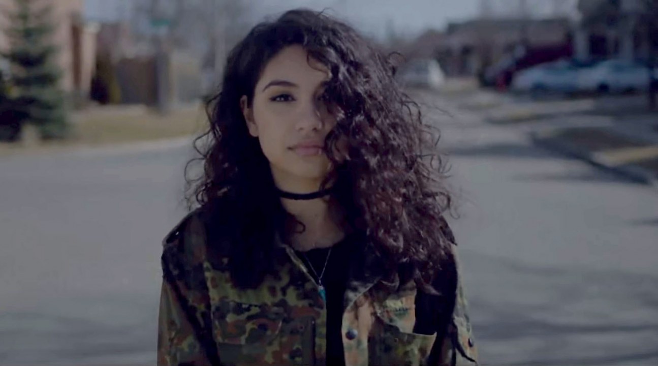 Alessia Cara Wild Things Dinle