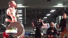 Arnold Schwarzenegger'in Önünde 465 Kiloyla Gelen Dünya Deadlift Rekoru