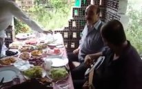 Ali Seven- Seni Mutlu Etmek İçin Bile Bile Sevdim