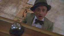 Under The Rainbow (1981) Fragman