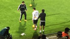 Kadroya alınmayan Quaresma ve Veli sahada antrenman yaptı