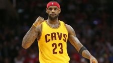Lebron James'ten Enfes Smaç!
