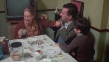 Valentin (2002) Fragman