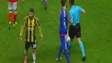 Volkan Şen Hakemi Eliyle İtti ( Braga-Fenerbahçe Maçı 17 Mart Perşembe 2016)