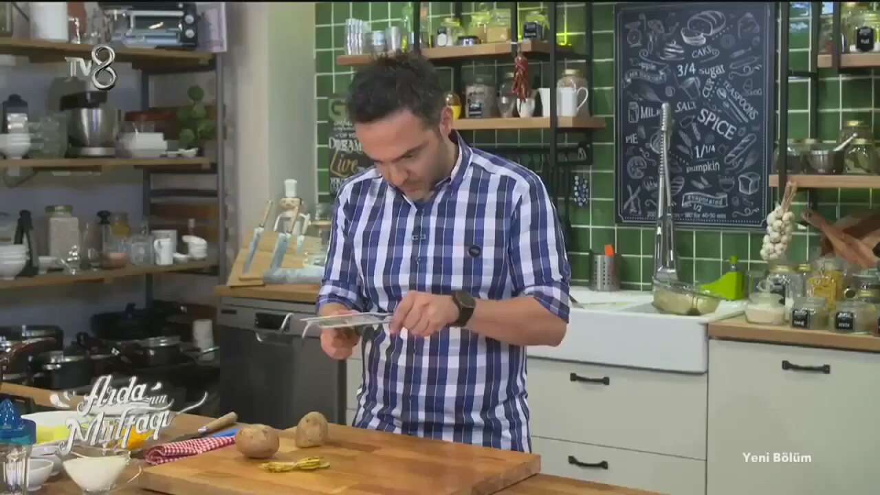 Evde Cips Yapimi Firinda Patates Cipsi Cips Tarifi Cips Nasil Yapilir Youtube