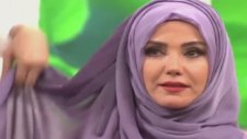 Ece Erken Canlı Yayında Tesettüre Girdi