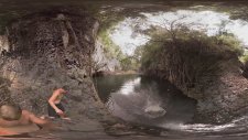 Cliff Jumping Kipahulu Maui 360 Video