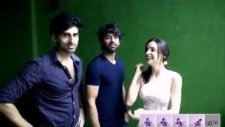 Barun Sobti Sanaya Irani Akshay Dogra nov Türk Fanlarına Sevgiler