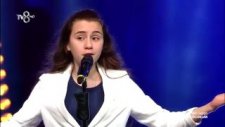 Beyza Gülsüm Mısırlı - Rüya Gibi Uçan | O Ses Çocuklar Türkiye (31 Mart Perşembe)