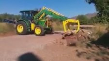 John Deere Traktor Kepçe Tomruk On Yukleyici.
